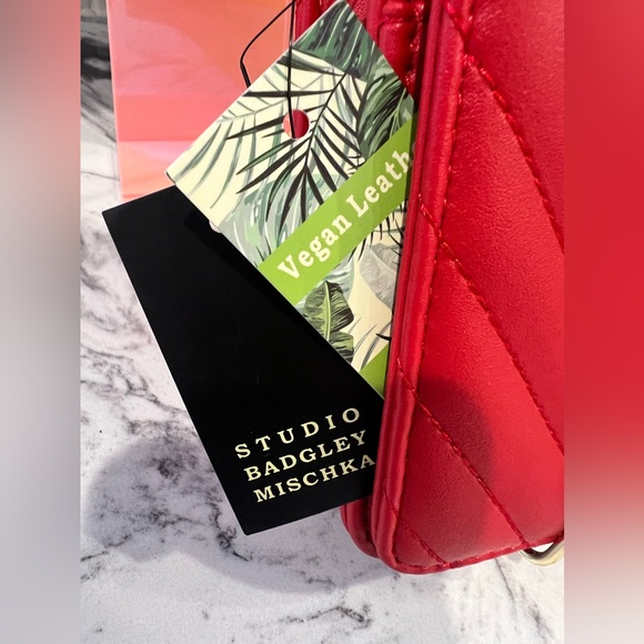 BADGLEY MISCHKA red handbag - Picture 3 of 14